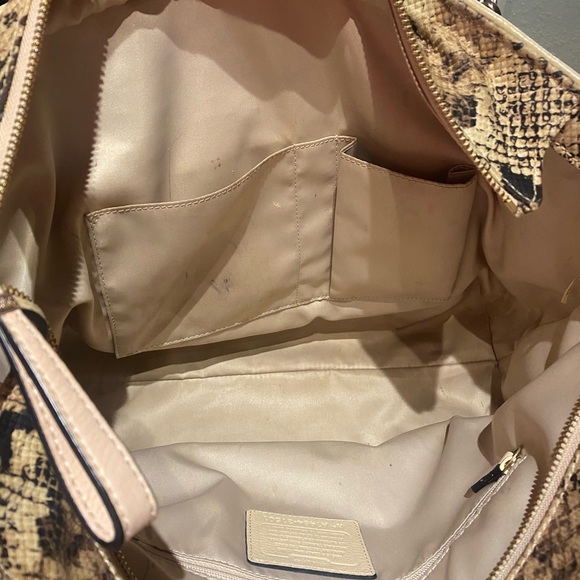 Coach east west shopper - Picture 10 of 10